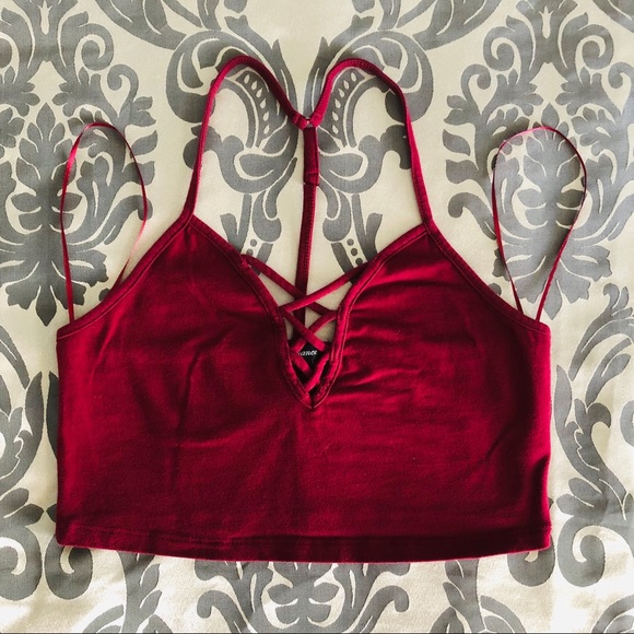 T-Back Cropped Tank - Picture 6 of 8